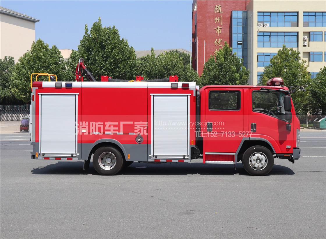 【五十鈴】700P 3.5噸泡沫消防車